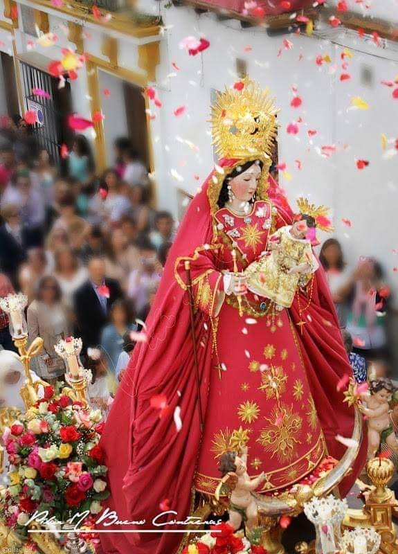 La Patrona: Nuestra Señora del Rosario