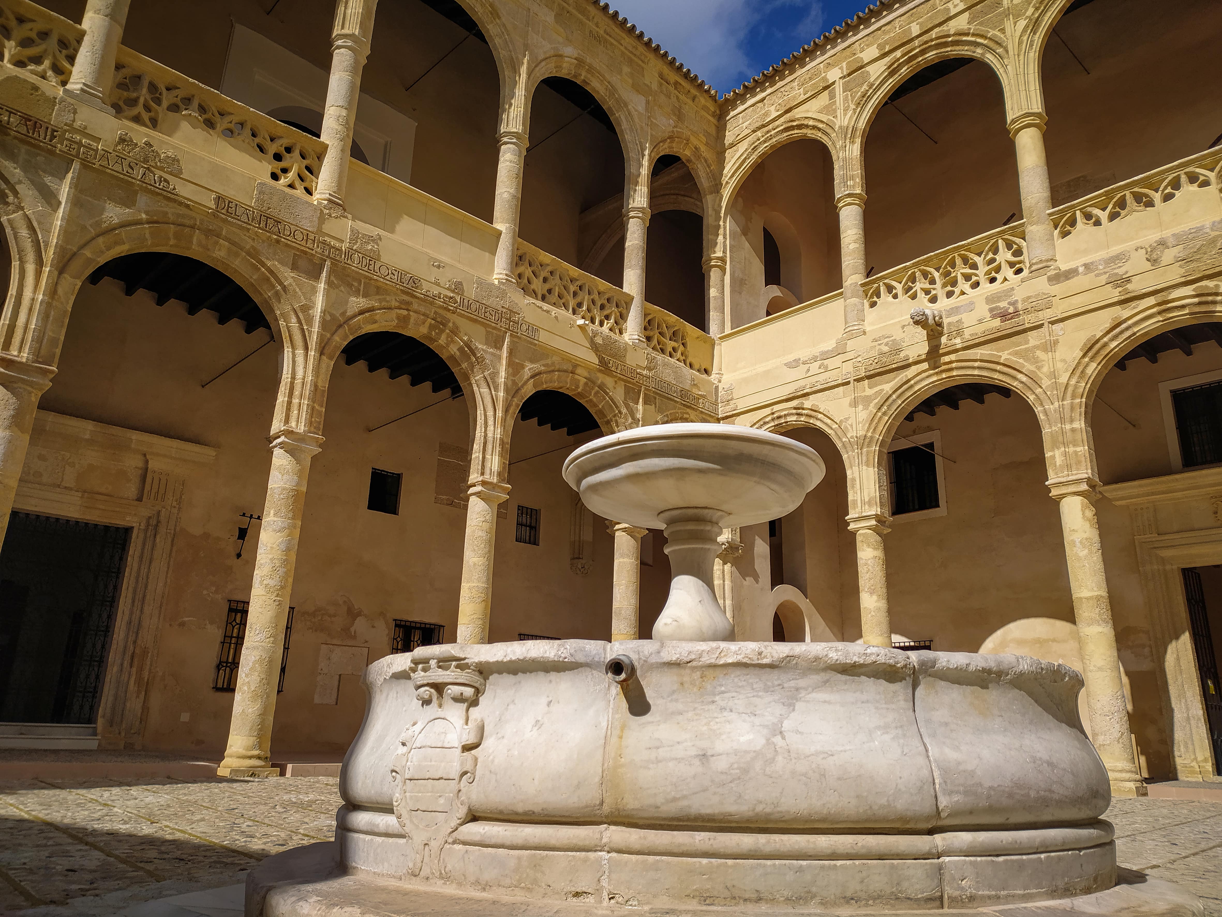 Castillo Palacio de los Ribera. S. XVI. BIC-min