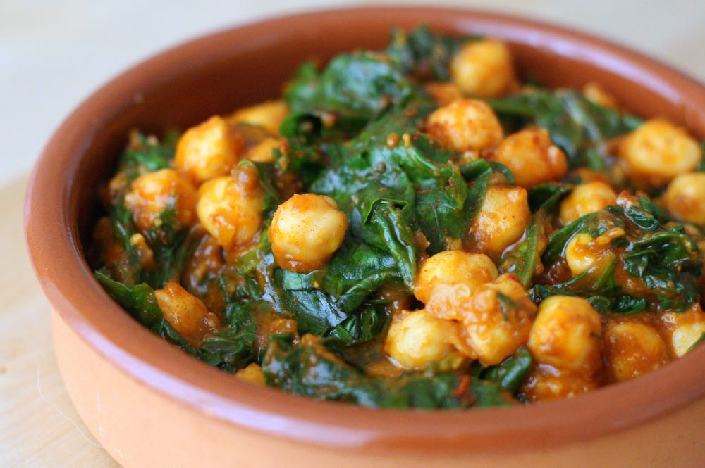 Garbanzos con espinacas